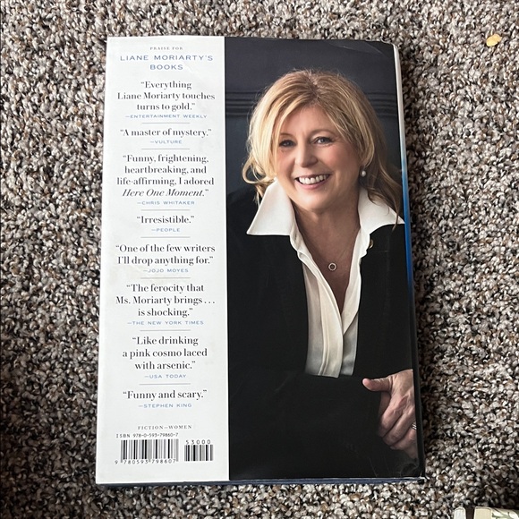 'Here One Moment' Book - Liane Moriarty - hard cover - Picture 2 of 3